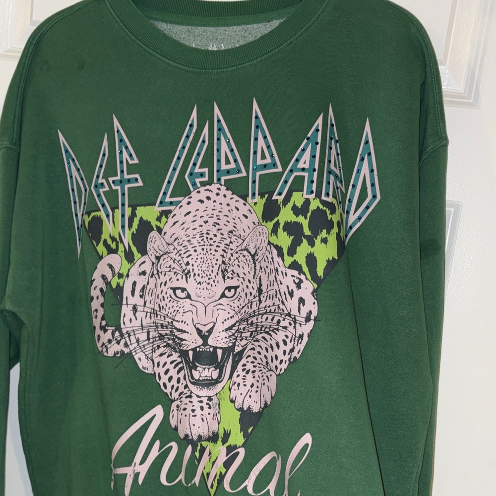 Def Leppard Green Graphic Crewneck Sweater
